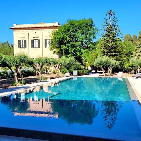 Villa Angelina - Charming Rooms & Apartments Trapani Dış mekan fotoğraf