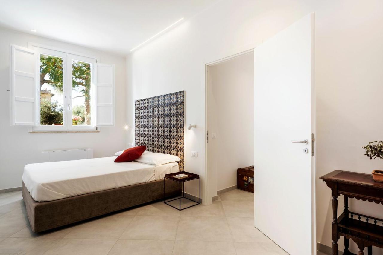 Villa Angelina - Charming Rooms & Apartments Trapani Dış mekan fotoğraf