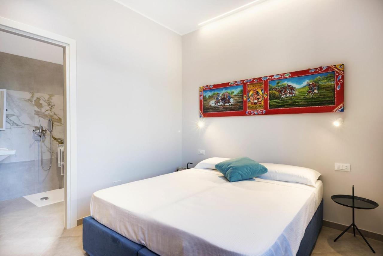 Villa Angelina - Charming Rooms & Apartments Trapani Dış mekan fotoğraf