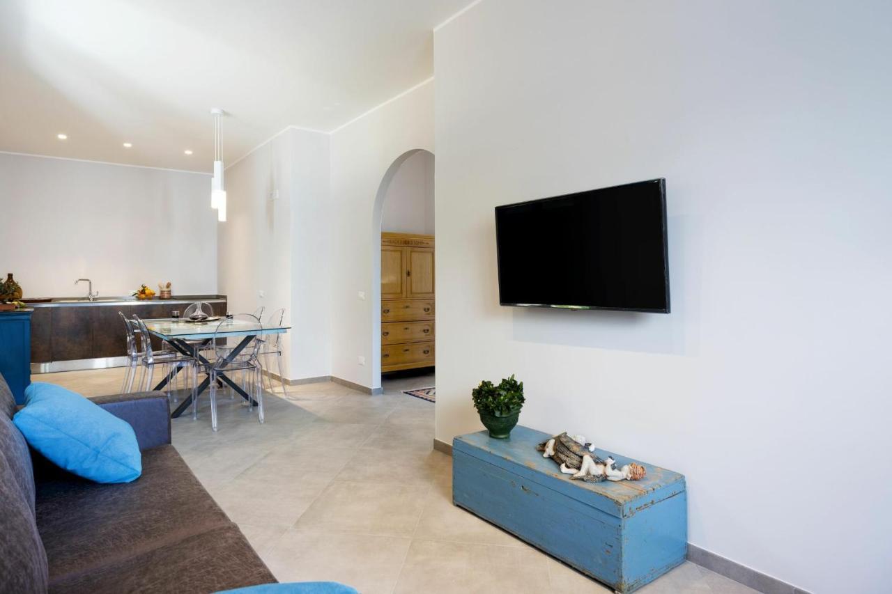 Villa Angelina - Charming Rooms & Apartments Trapani Dış mekan fotoğraf