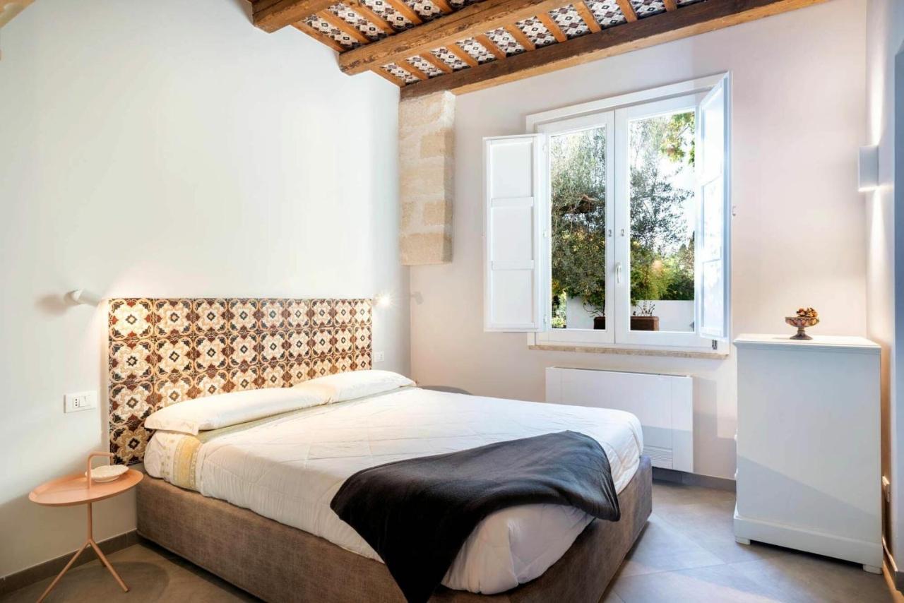 Villa Angelina - Charming Rooms & Apartments Trapani Dış mekan fotoğraf