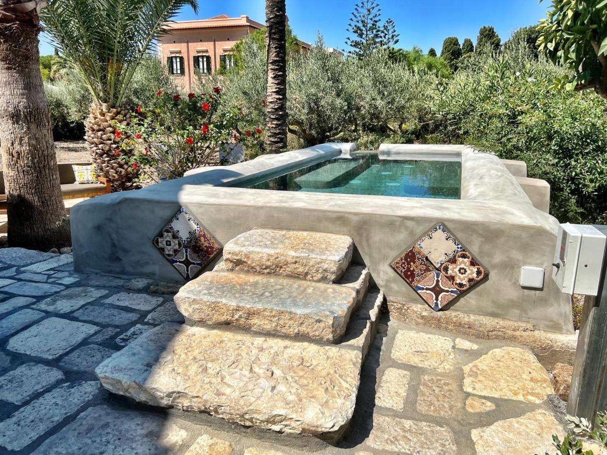 Villa Angelina - Charming Rooms & Apartments Trapani Dış mekan fotoğraf