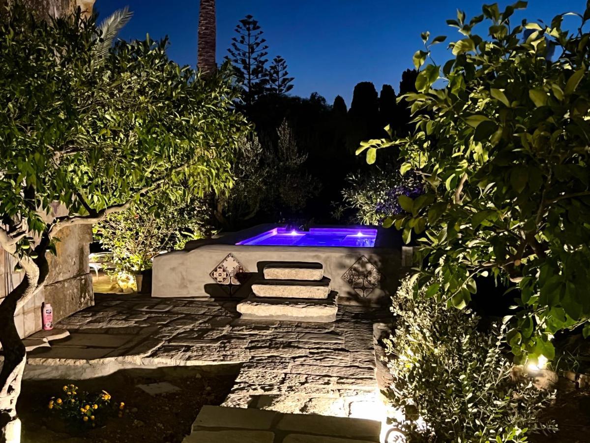 Villa Angelina - Charming Rooms & Apartments Trapani Dış mekan fotoğraf