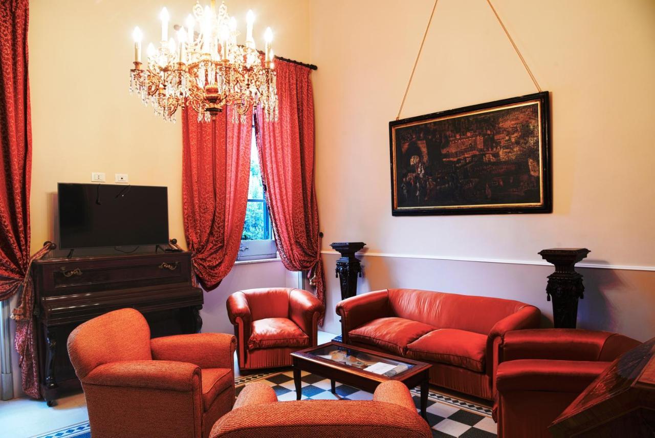 Villa Angelina - Charming Rooms & Apartments Trapani Dış mekan fotoğraf