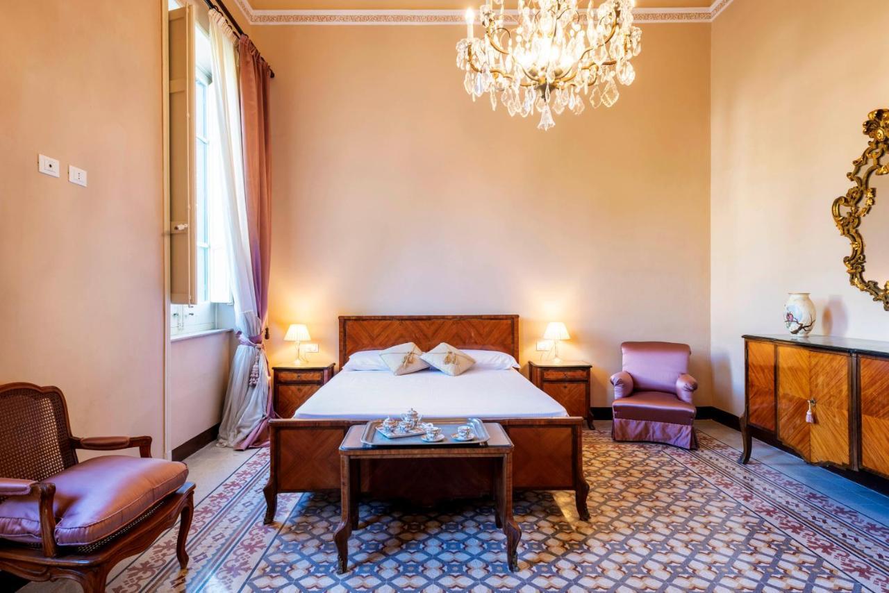 Villa Angelina - Charming Rooms & Apartments Trapani Dış mekan fotoğraf
