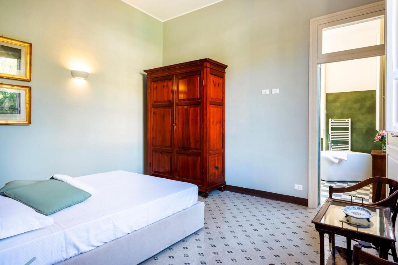 Villa Angelina - Charming Rooms & Apartments Trapani Dış mekan fotoğraf