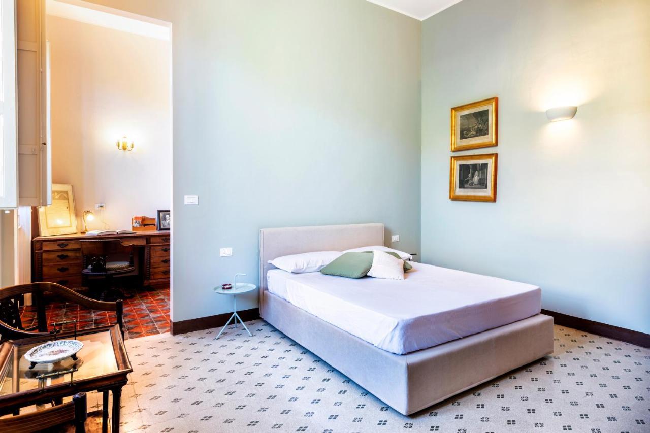 Villa Angelina - Charming Rooms & Apartments Trapani Dış mekan fotoğraf