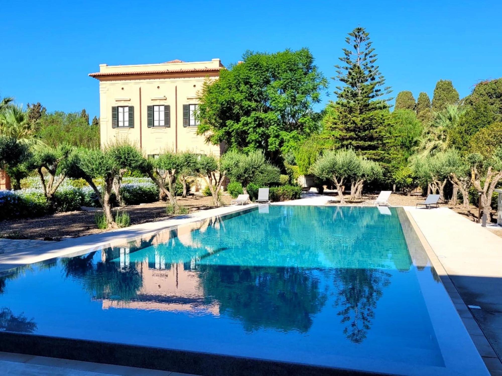 Villa Angelina - Charming Rooms & Apartments Trapani Dış mekan fotoğraf