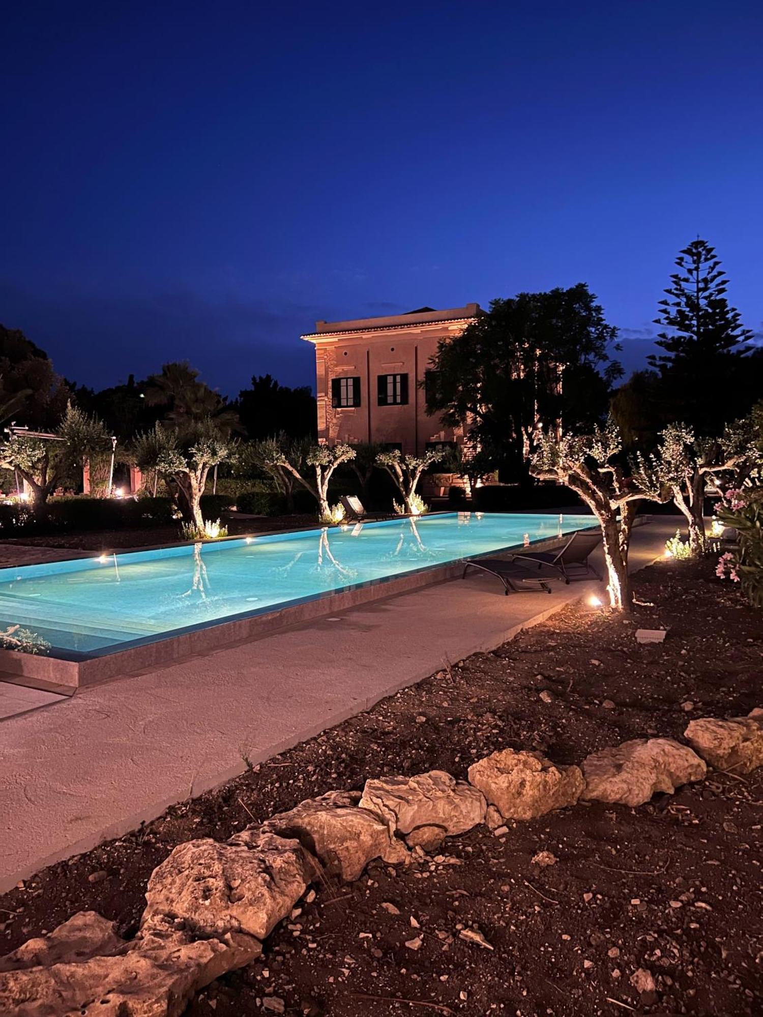 Villa Angelina - Charming Rooms & Apartments Trapani Dış mekan fotoğraf